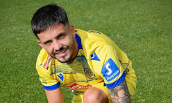 «Не было никаких попыток вернуть меня в „Актобе“». Леонель Струмия рассказал о переходе в «Каспий» и планах на новый сезон