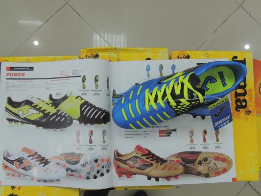 В офис-магазине Joma новое поступление спортивной обуви