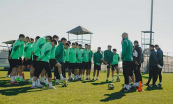 «Работаем в каменном веке». Иностранный наставник заявил о кризисе перед КПЛ-2026