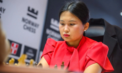 Асаубаева сыграла вничью с действующей чемпионкой мира на ЧМ-2026 ФИДЕ